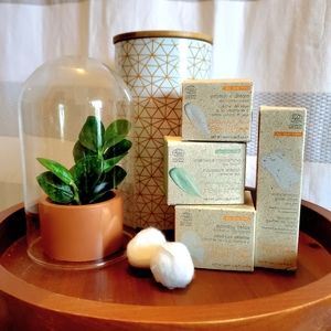 Cosmos Natural Feel Free Organic 4 Pc bundle